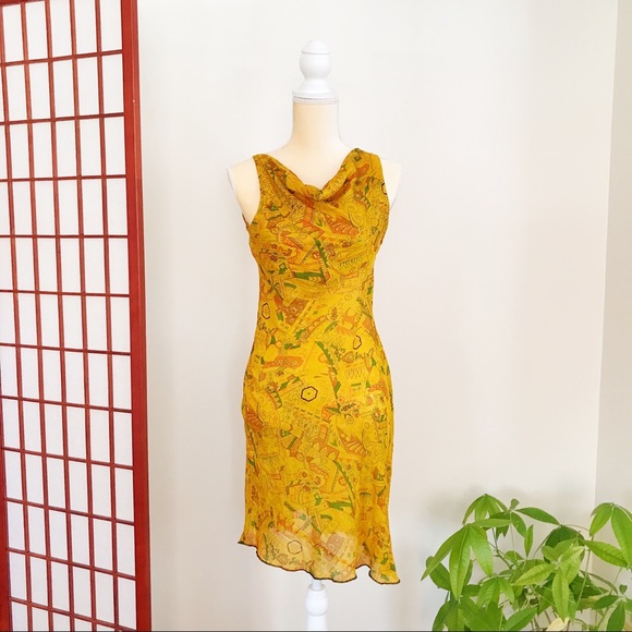 Vintage Dresses & Skirts - Vintage Golden Silk Fitted Summer Dress